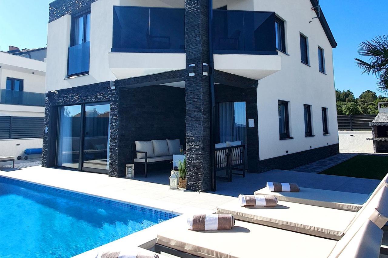 Villa Black Pearl Šibenik Екстериор снимка