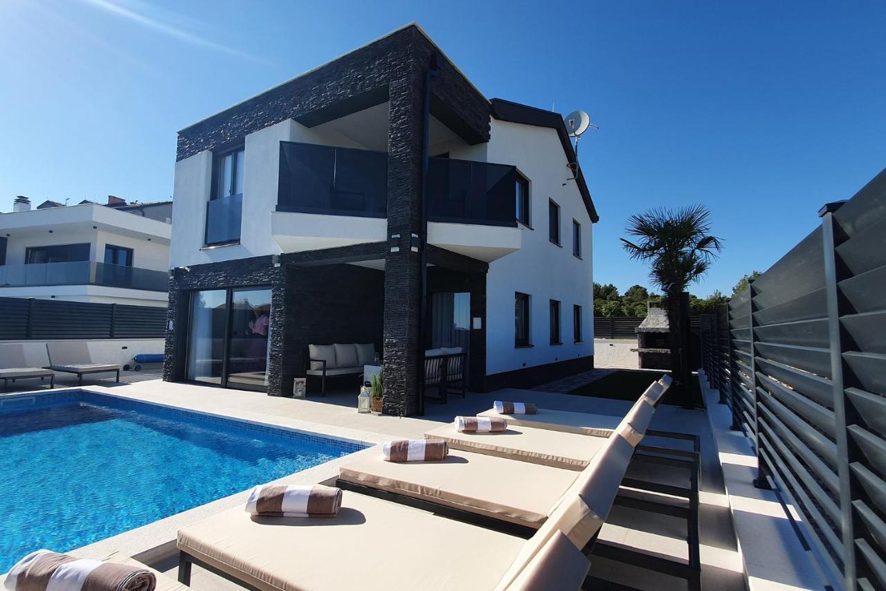 Villa Black Pearl Šibenik Екстериор снимка