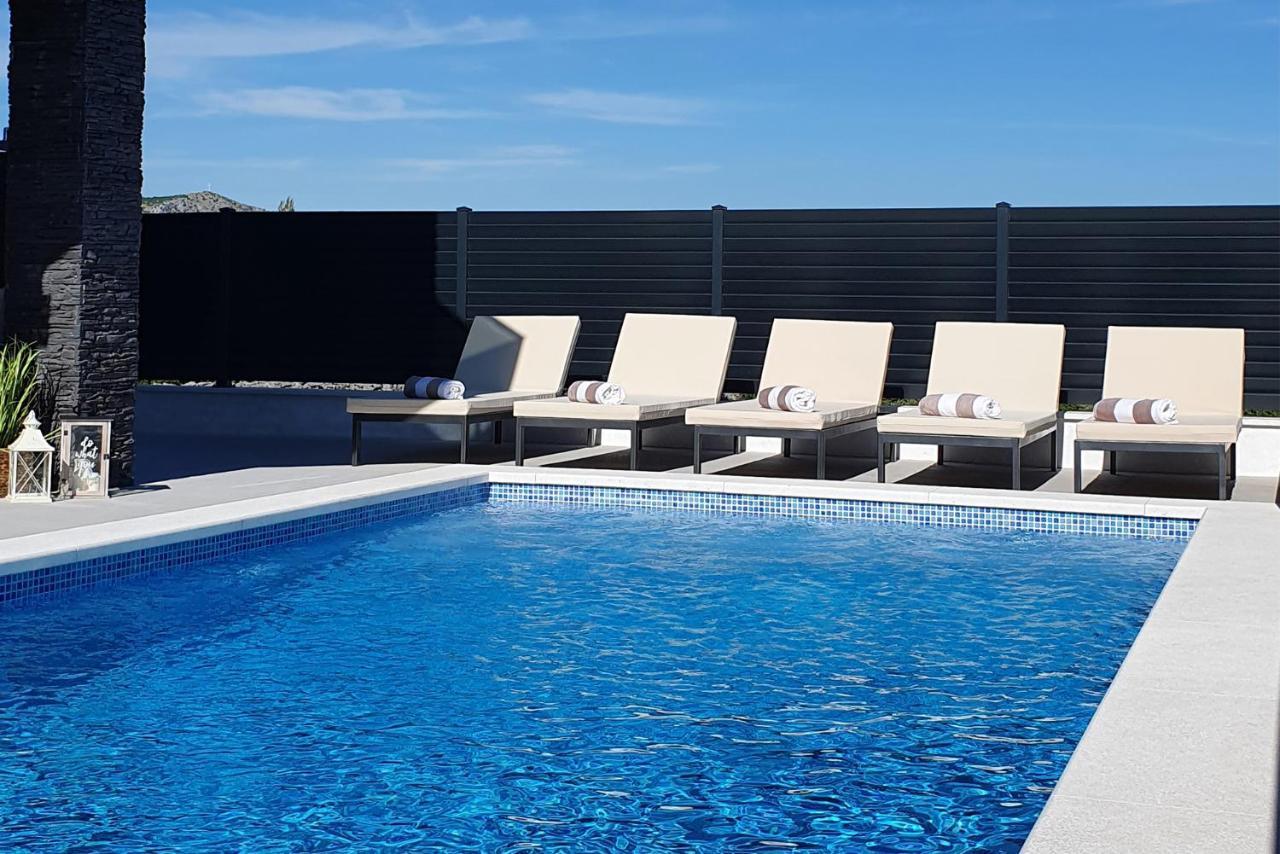 Villa Black Pearl Šibenik Екстериор снимка