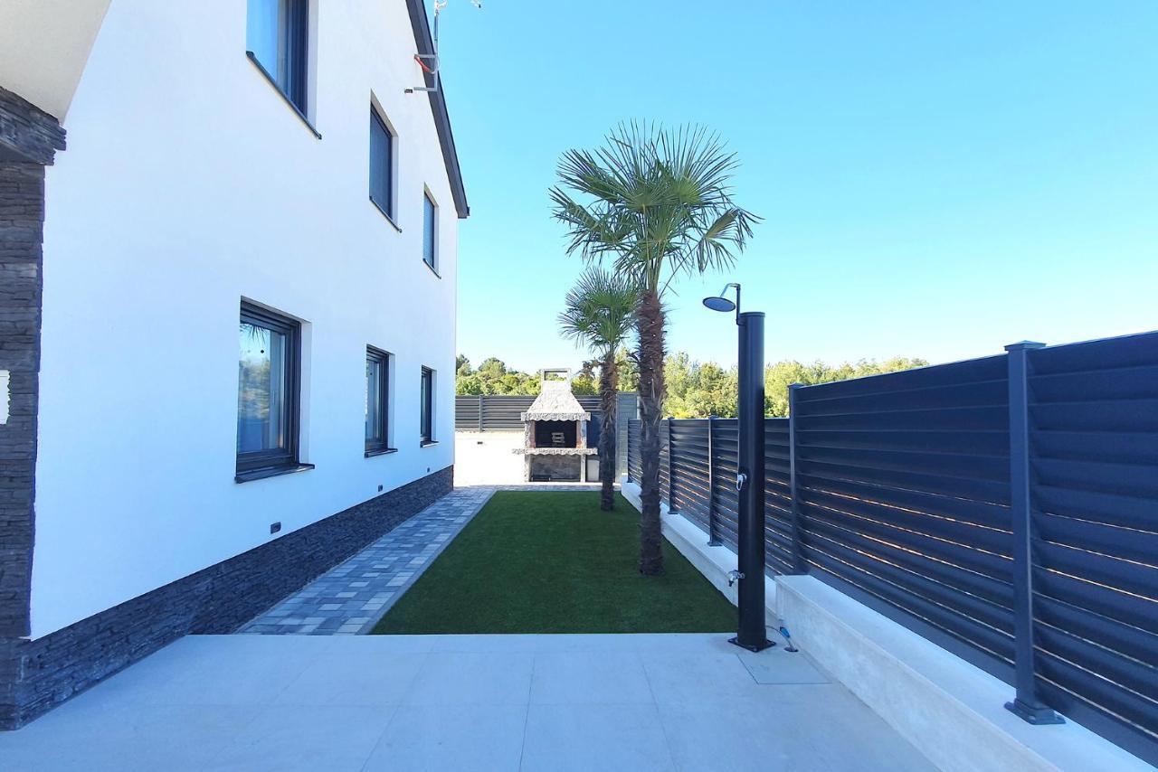 Villa Black Pearl Šibenik Екстериор снимка