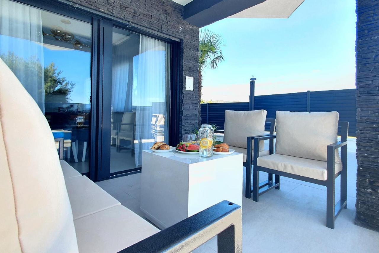 Villa Black Pearl Šibenik Екстериор снимка